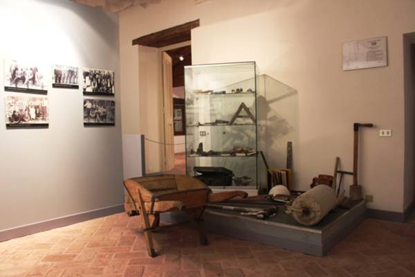 Museum of Peasant Life "Diogene Penzi" – section "Labour and Emigration"