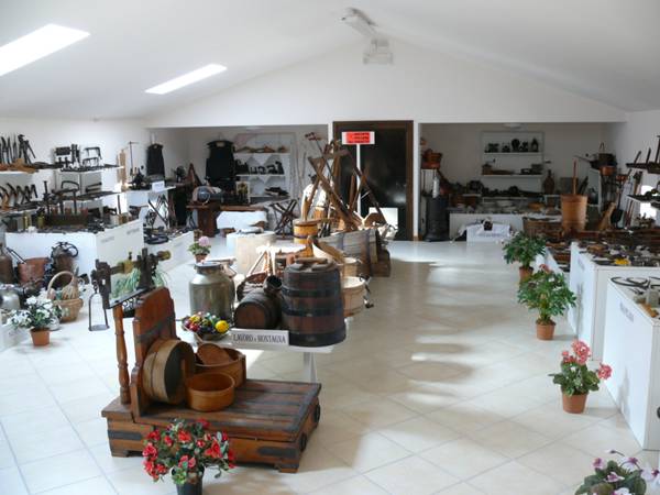 Traditional House of the 20th Century, Museum of Old Crafts and Peasant Life