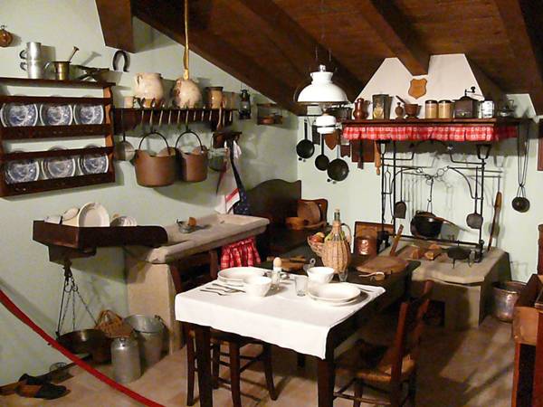 Traditional House of the 20th Century, Museum of Old Crafts and Peasant Life